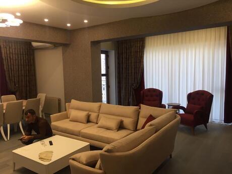 4-room apartment, 181 m², Park Azure: 680 000 ₼ 3