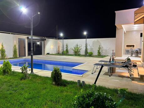 4 otaqlı həyət evi/bağ evi - Mərdəkan q. - 220 m²