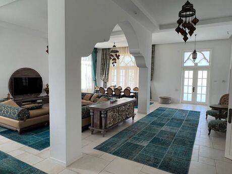 7 otaqlı həyət evi/bağ evi - Bilgəh q. - 500 m²