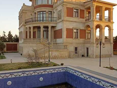 8 otaqlı həyət evi/bağ evi - Sabunçu q. - 600 m²