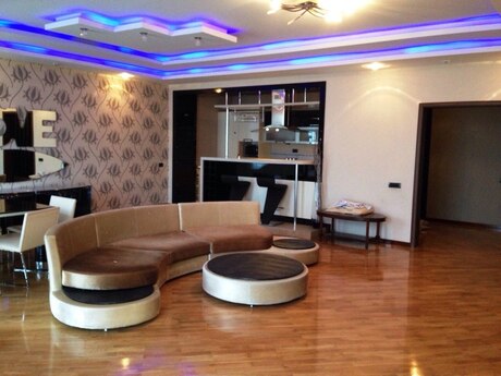 5 otaqlı yeni tikili - Nəsimi r. - 300 m²
