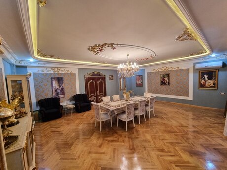 Elan №3257642 - Bakı, 28 May m., 4 otaqlı, 270 m², 3/16 mərtəbə