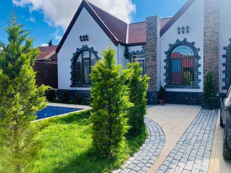 4 otaqlı həyət evi/bağ evi - Mərdəkan q. - 300 m²