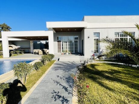 4-комн. дом/дача - пос. Мардакан - 210 м²
