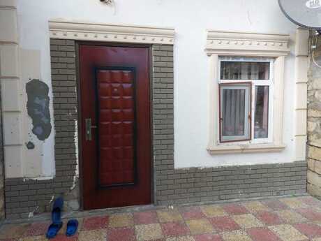 6 otaqlı həyət evi/bağ evi - Azadlıq Prospekti m. - 150 m²