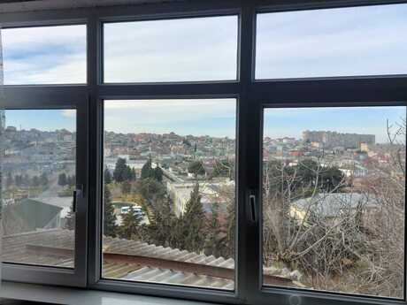6 otaqlı həyət evi/bağ evi - Azadlıq Prospekti m. - 150 m²