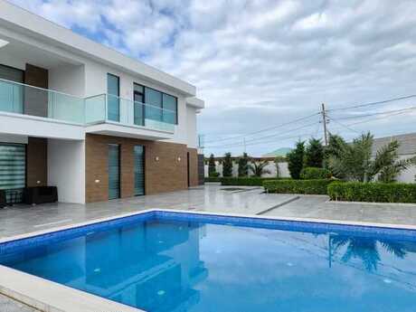Həyət evi/Bağ evi - Mərdəkan q. - 350 m²