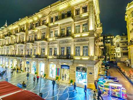 4 otaqlı köhnə tikili - Sahil m. - 130 m²