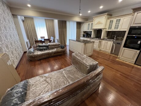 3 otaqlı yeni tikili - Şah İsmayıl Xətai m. - 140 m²
