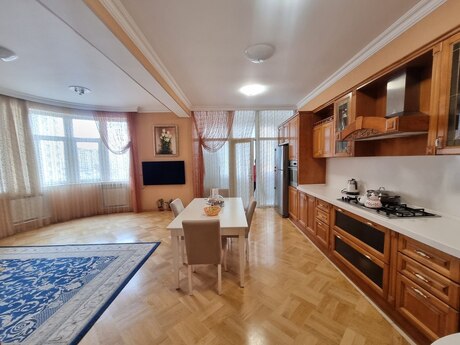 4 otaqlı mənzil, 230 m², Gənclik: 465 000 ₼ 4