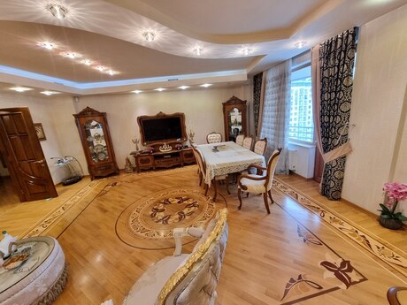 6 otaqlı mənzil, 310 m², Nərimanov: 600 000 ₼ 5
