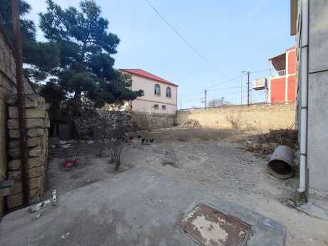 5 otaqlı həyət evi/bağ evi - Bakıxanov q. - 290 m²