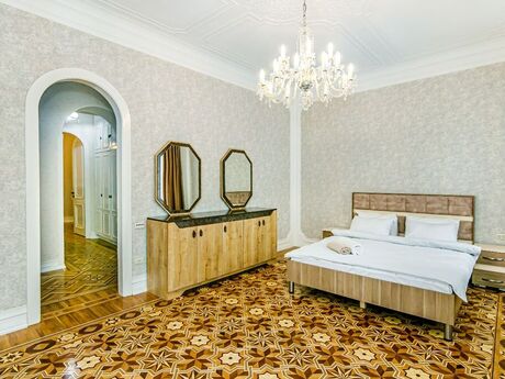 Kirayə 4 otaqlı mənzil, 170 m², Sahil: 120 ₼/ay 5