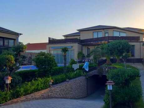 5 otaqlı həyət evi/bağ evi - Mərdəkan q. - 500 m²