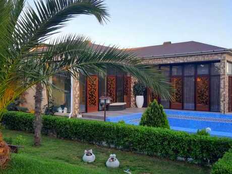 5 otaqlı həyət evi/bağ evi - Mərdəkan q. - 500 m²