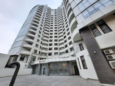 4 otaqlı yeni tikili - Elmlər Akademiyası m. - 187 m²