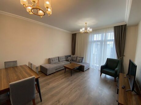 3 otaqlı yeni tikili - Ağ şəhər q. - 140 m²