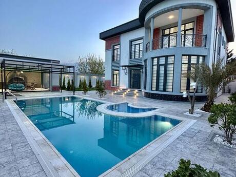 Həyət evi/Bağ evi - Şüvəlan q. - 450 m²
