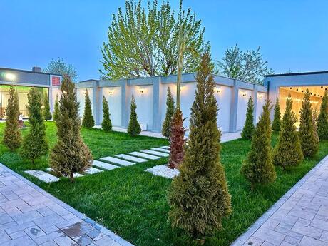 Həyət evi/Bağ evi - Şüvəlan q. - 450 m²