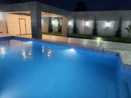 Həyət evi/Bağ evi - Mərdəkan q. - 180 m²
