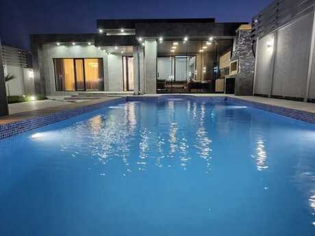 Həyət evi/Bağ evi - Mərdəkan q. - 180 m²
