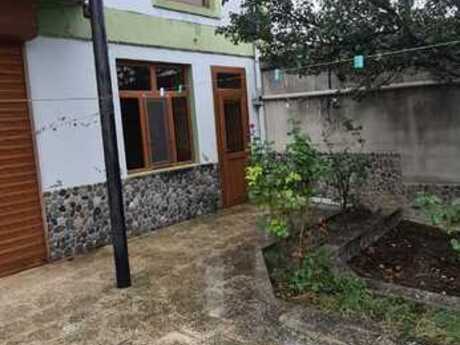6 otaqlı həyət evi/bağ evi - Xaçmaz - 480 m²