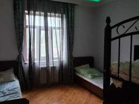6 otaqlı həyət evi/bağ evi - Xaçmaz - 480 m²