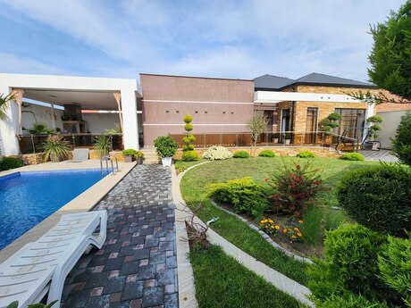 4 otaqlı həyət evi/bağ evi - Mərdəkan q. - 280 m²