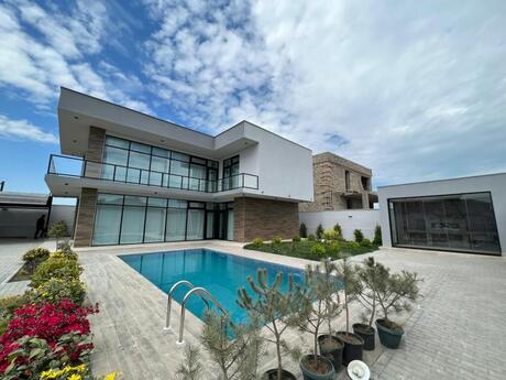 Həyət evi/Bağ evi - Mərdəkan q. - 300 m²