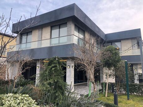 7 otaqlı həyət evi/bağ evi - Bilgəh q. - 350 m²