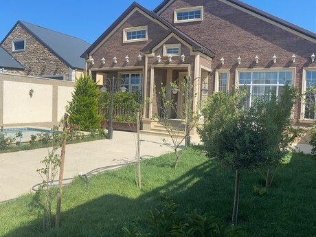 4 otaqlı həyət evi/bağ evi - Mərdəkan q. - 180 m²