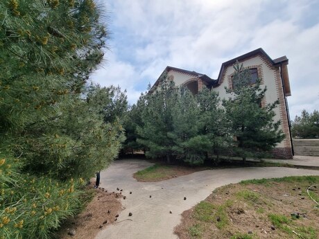 Həyət evi/Bağ evi - Sabunçu r. - 450 m²