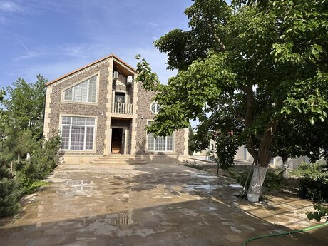 4 otaqlı həyət evi/bağ evi - Mərdəkan q. - 260 m²