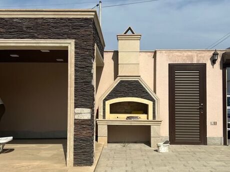 4 otaqlı həyət evi/bağ evi - Mərdəkan q. - 180 m²