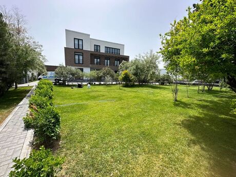 6 otaqlı həyət evi/bağ evi - Bilgəh q. - 500 m²