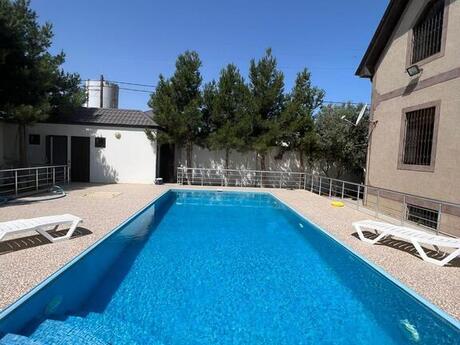 5 otaqlı həyət evi/bağ evi - Bilgəh q. - 300 m²
