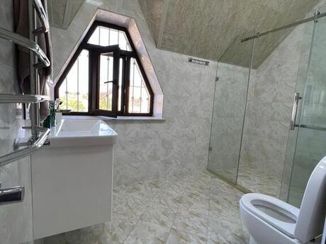 5 otaqlı həyət evi/bağ evi - Bilgəh q. - 300 m²