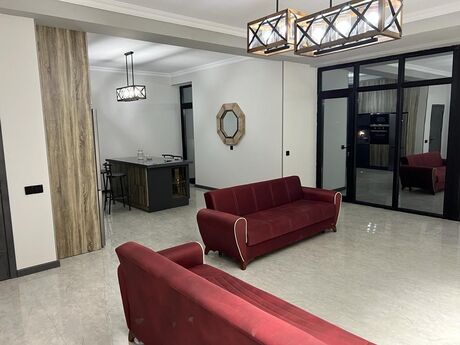 5-комн. дом/дача - пос. Пиршаги - 250 м²