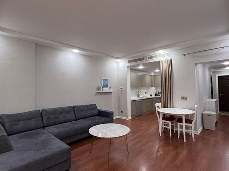 3-room new-build apartment for rent in Port Baku Residence, 115 m², 3 000 AZN/mo, photo 2 / 12