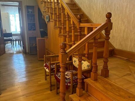 7 otaqlı həyət evi/bağ evi - Nəsimi m. - 650 m²