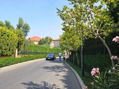 6 otaqlı həyət evi/bağ evi - Sea Breeze q. - 412 m²