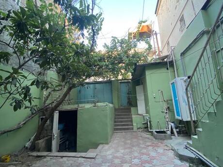 5 otaqlı həyət evi/bağ evi - Azadlıq Prospekti m. - 60 m²