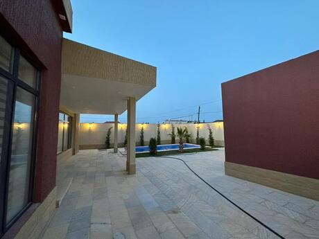 4 otaqlı həyət evi/bağ evi - Mərdəkan q. - 170 m²