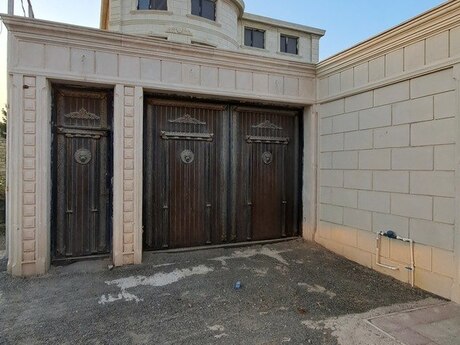 Elan №3692855 - Bakı, Badamdar q., 6 otaqlı, 600 m²