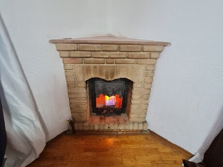 3 otaqlı köhnə tikili - Sahil m. - 111 m²