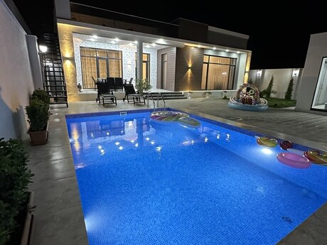 4 otaqlı həyət evi/bağ evi - Mərdəkan q. - 150 m²