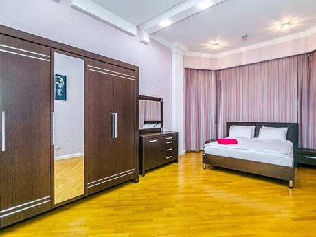 3 otaqlı yeni tikili - Sahil m. - 245 m²
