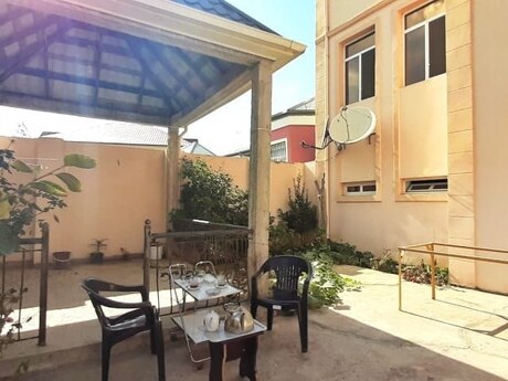 6 otaqlı həyət evi/bağ evi - Badamdar q. - 510 m²