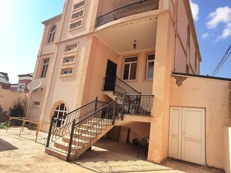 6 otaqlı həyət evi/bağ evi - Badamdar q. - 510 m²