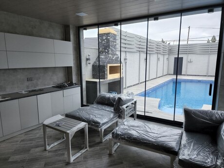 4 otaqlı həyət evi/bağ evi - Mərdəkan q. - 180 m²